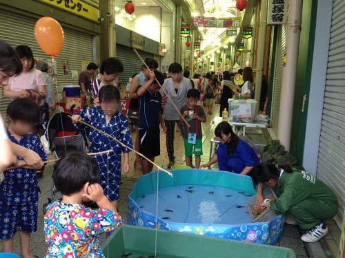 飯塚市商店街「土曜夜市」