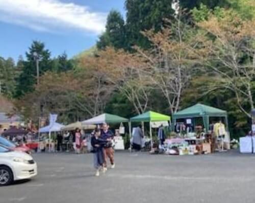 呑山観音寺 蚤の市「観音市」