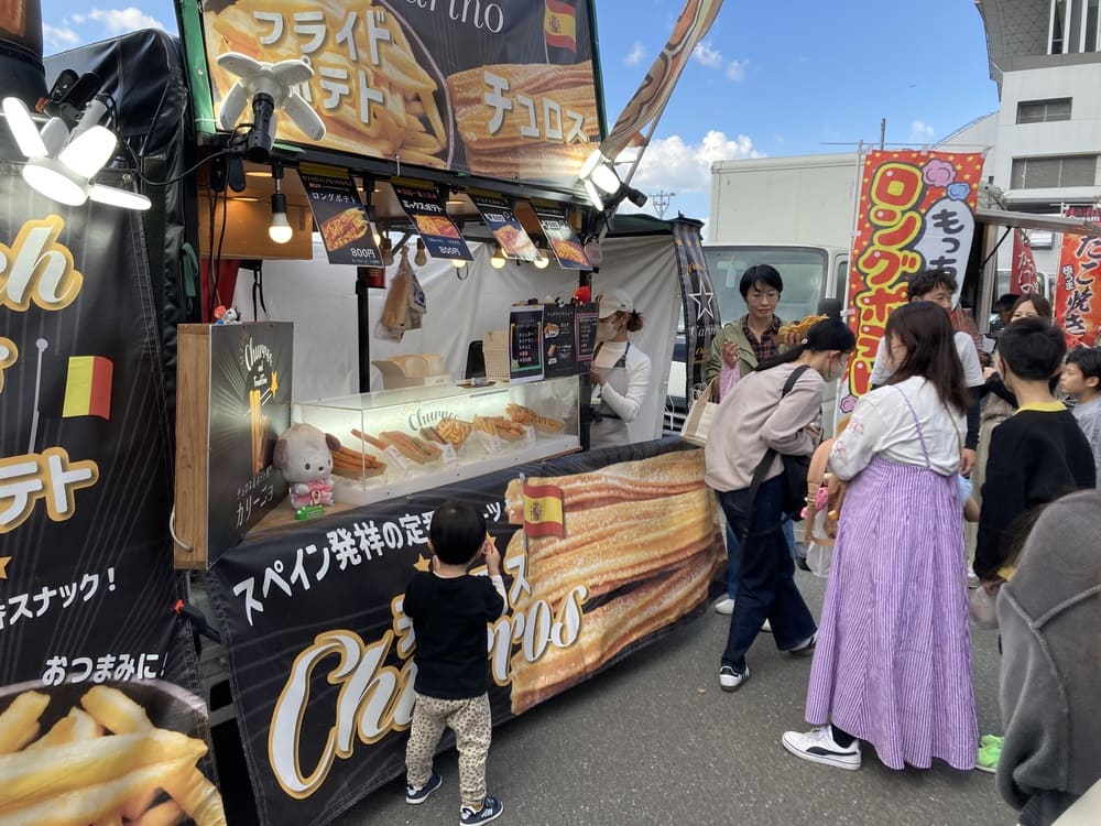 九州爬虫類フェス キッチンカー