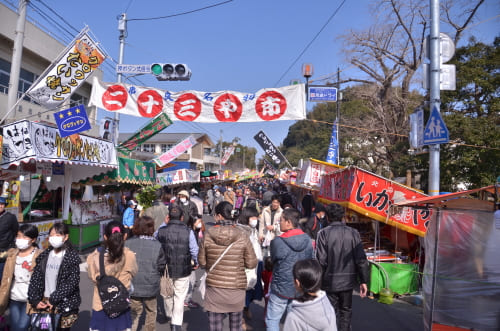 くしら二十三や市