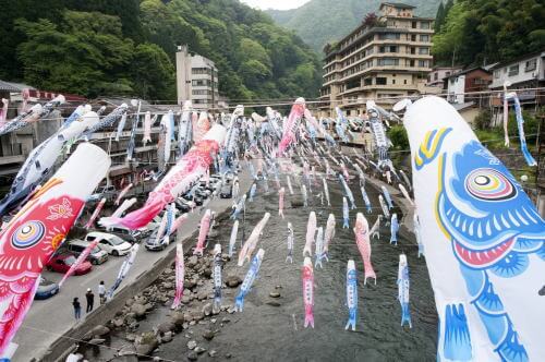 杖立温泉鯉のぼり