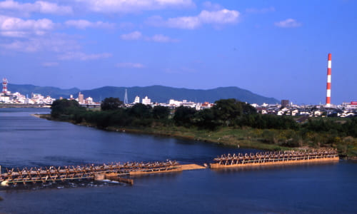 のべおか水郷鮎やな