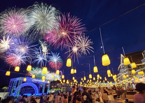 ハウステンボス・カウントダウン花火 ベイサイドキッチン