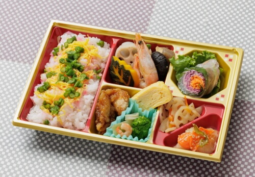 島原鉄道カフェトレイン6・7月メニュー/旬菜ちらし弁当