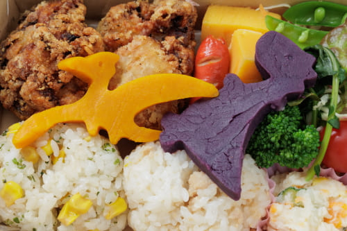 特製恐竜弁当