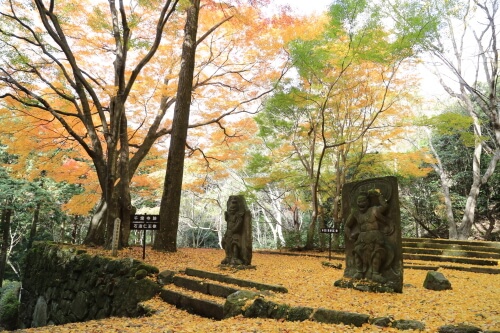 旧千燈寺の紅葉