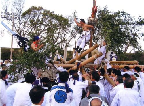 剱八幡宮春季例大祭 （けんか祭り）