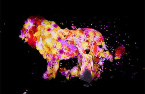 チームラボ《花と共に生きる動物たち》