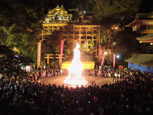 祐徳稲荷神社 お火たき